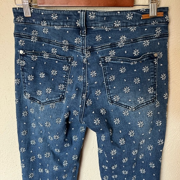 Anthropologie Pilcro Embroidered High-Rise Cropped Bootcut Jeans - Picture 11 of 16